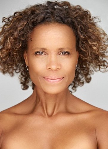 Christina Johnson - Ballet Dance Instructor | Bopsidy